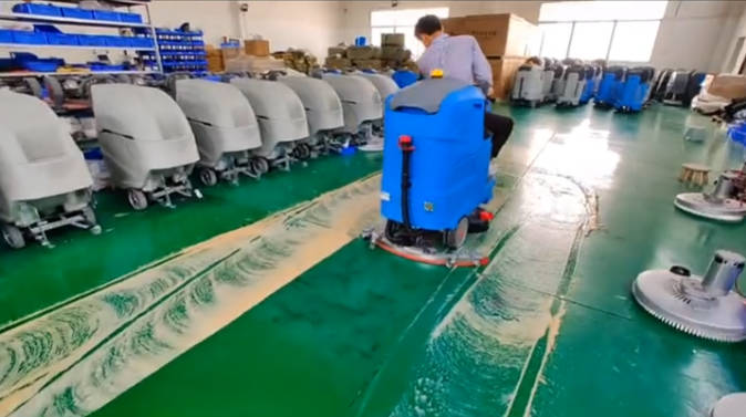 扬州2023年还在用人工的物业保洁不妨试试洗地机吧