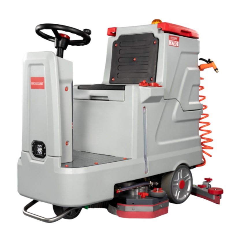 扬州坦洁全自动驾驶式洗地机X700